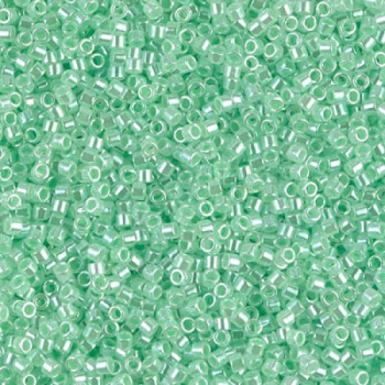 Delicas DB0237 - Crystal Light Green