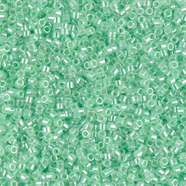 Delicas DB0237 - Crystal Light Green